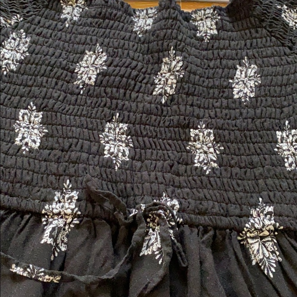 Target dress Large - Picture 2 of 5